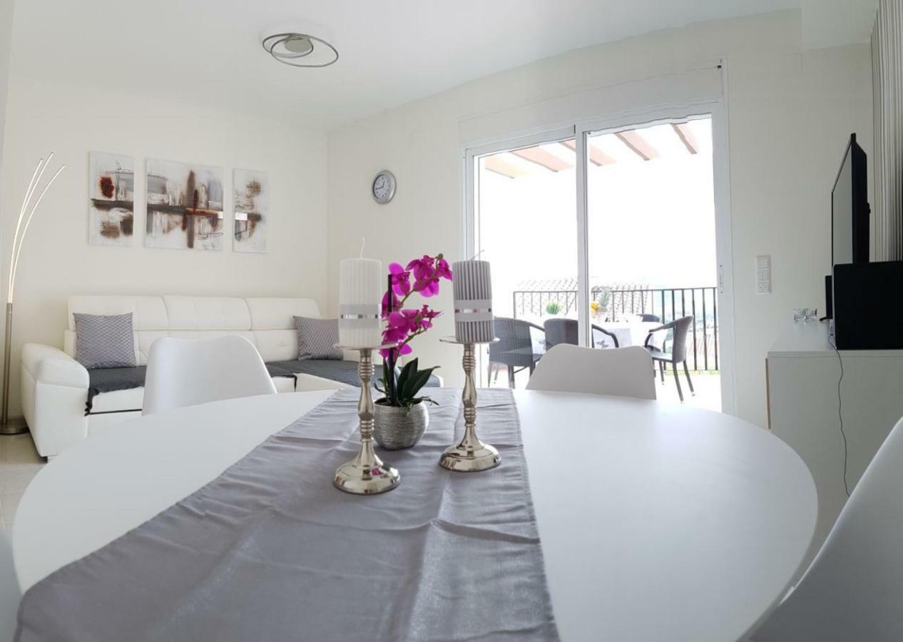 Bungalow Imperial Calpe Bagian luar foto