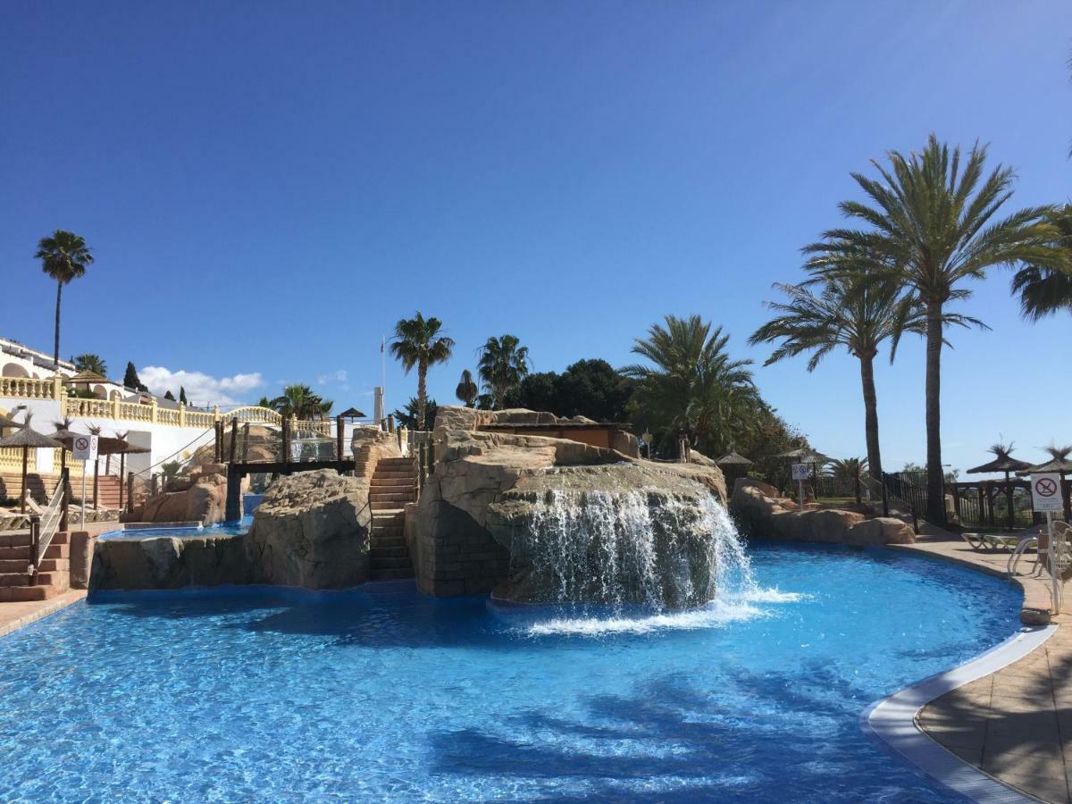 Bungalow Imperial Calpe Bagian luar foto