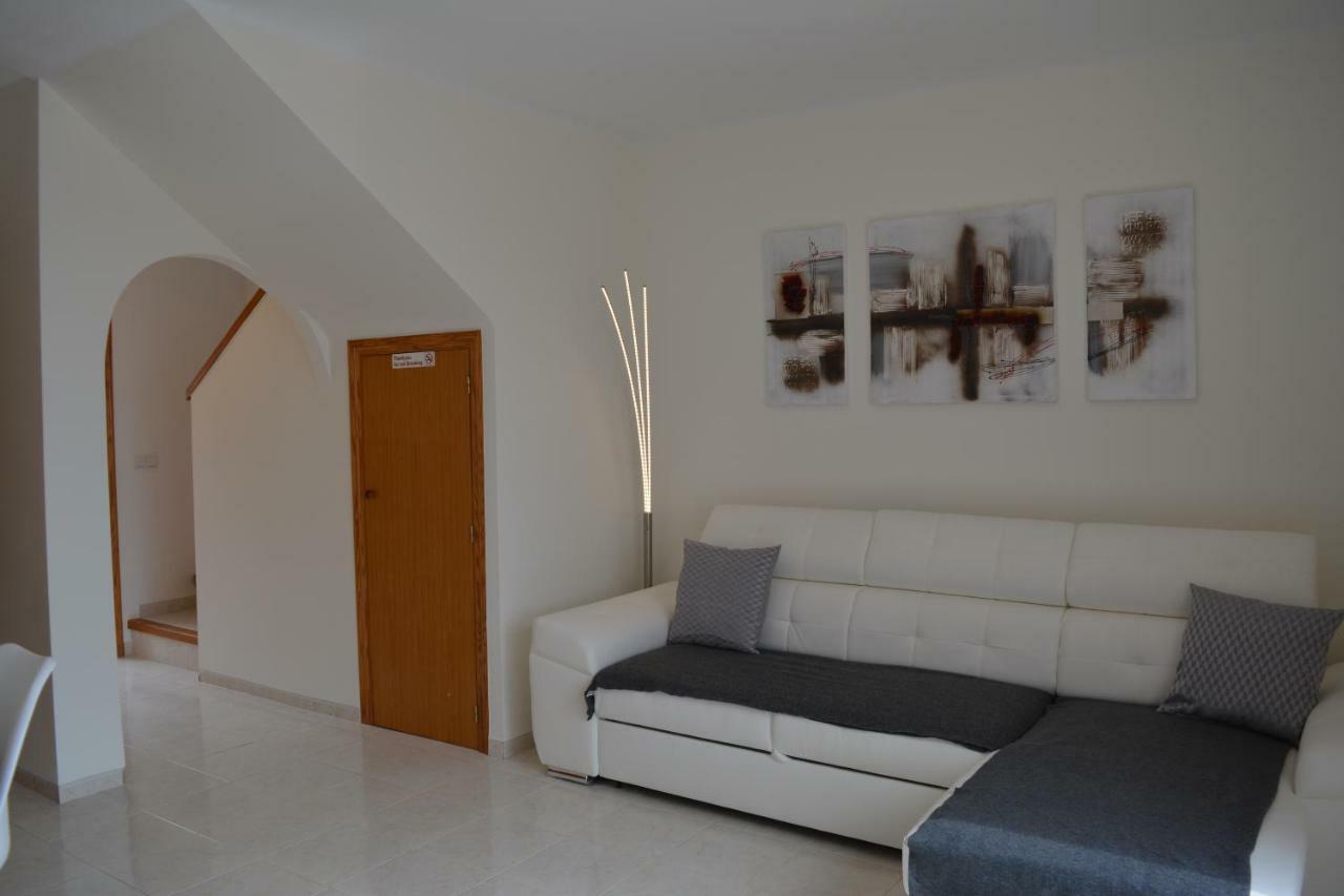 Bungalow Imperial Calpe Bagian luar foto