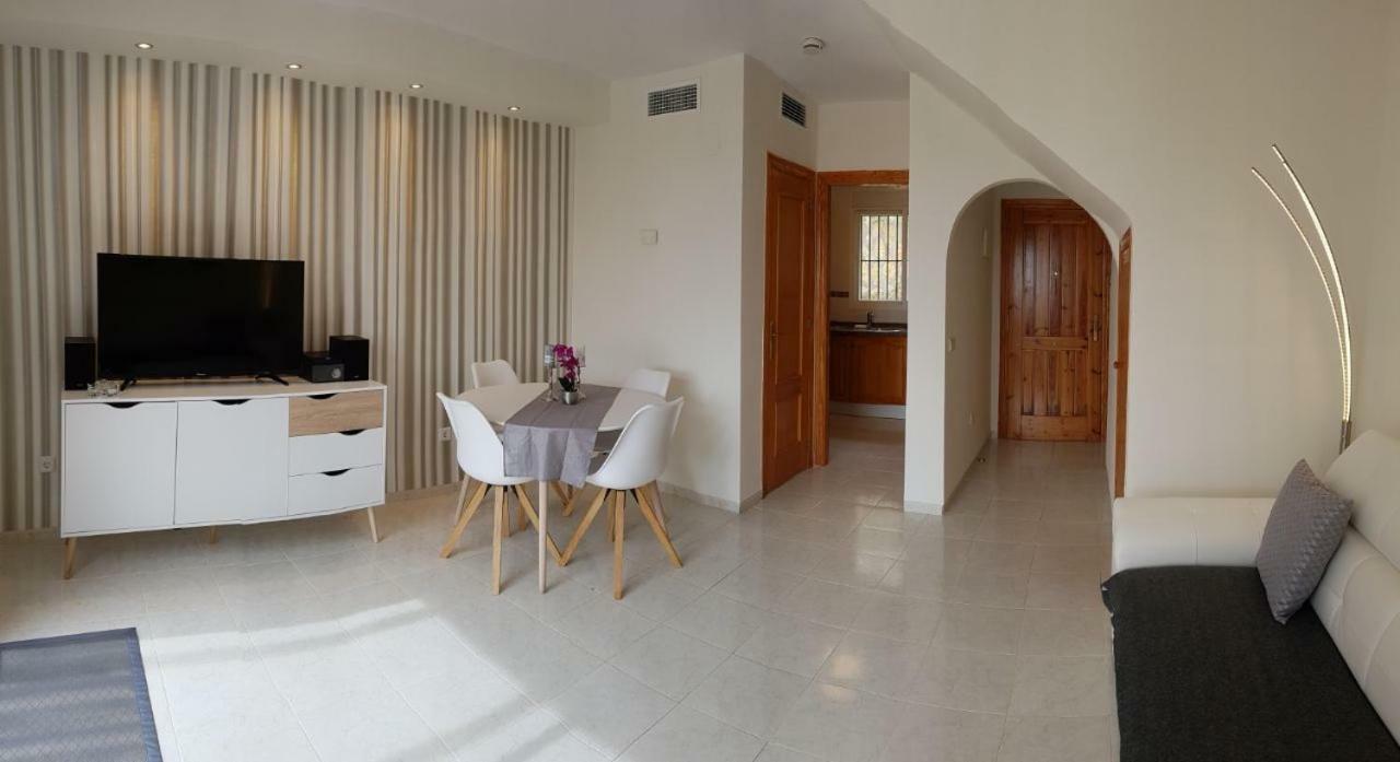 Bungalow Imperial Calpe Bagian luar foto